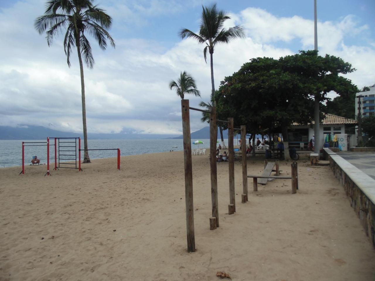 Sunny Apartamentos De 1 E 2 Dormitorios Na Martin De Sa Proximo A Praia カラグァタトゥバ エクステリア 写真